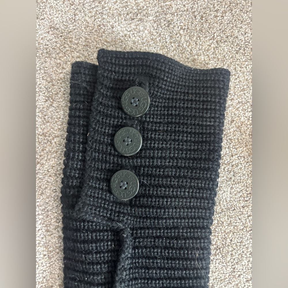 Women's UGG Australia Classic Cardy Tall Black Knee High Knit Boot Sz 7 - Picture 10 of 10